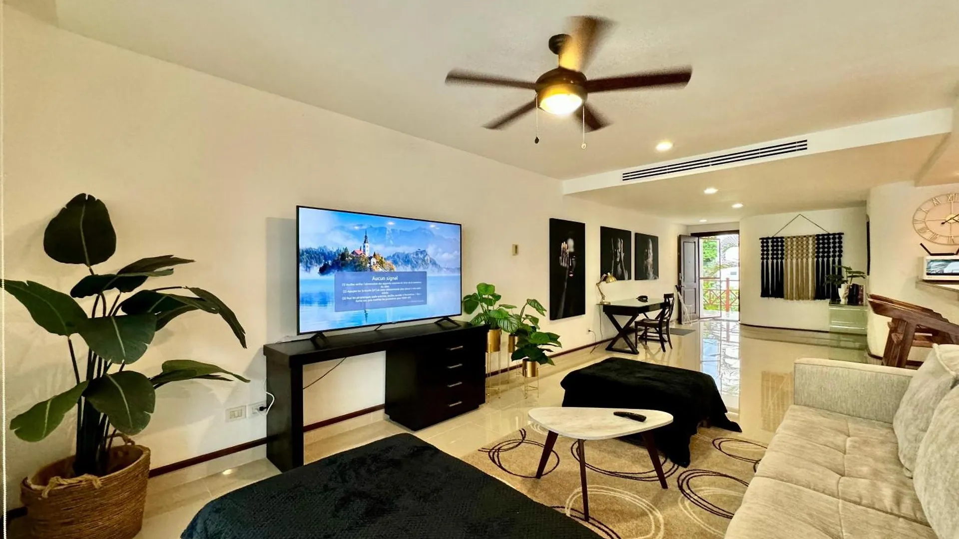 3 Bedroom Apartment Heart Playa! Playa del Carmen